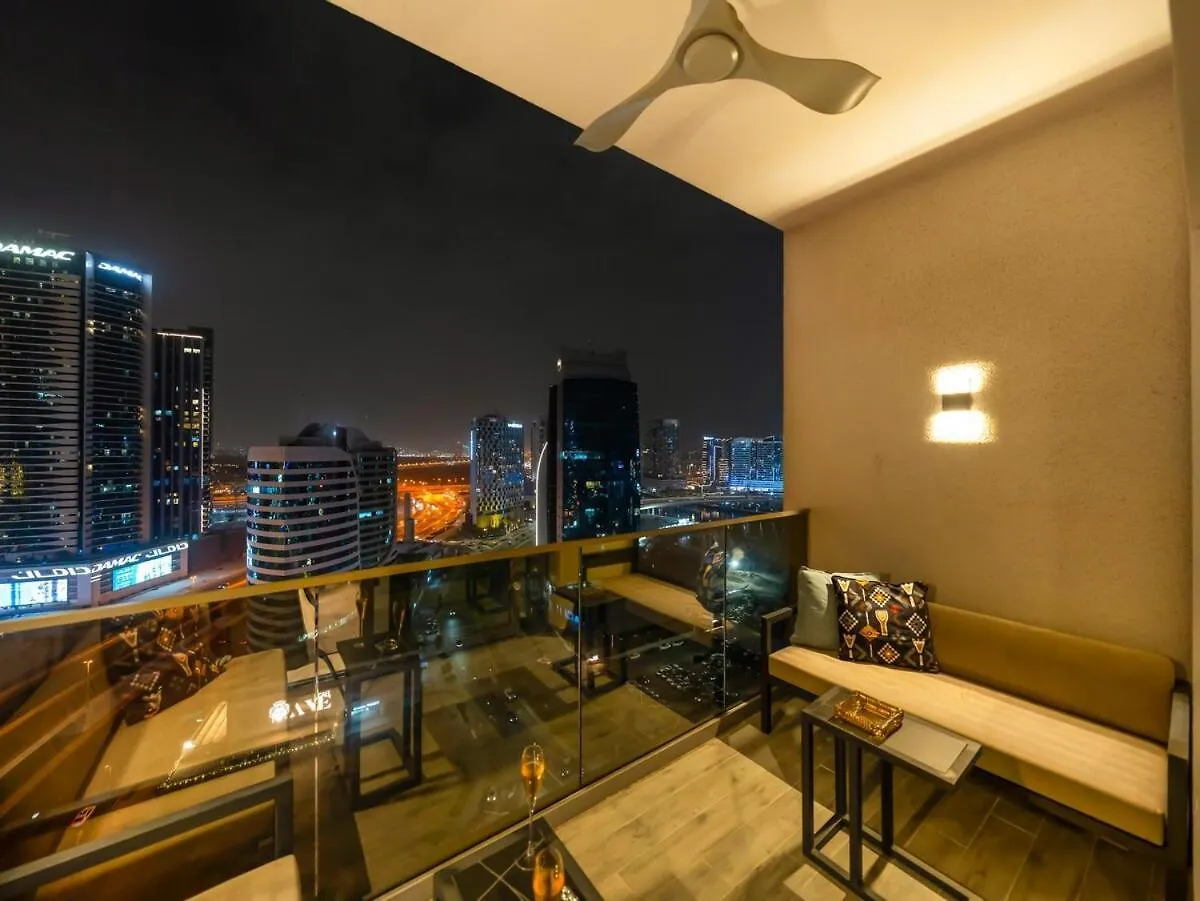 Downtown Panoramic View Apartment Dubai