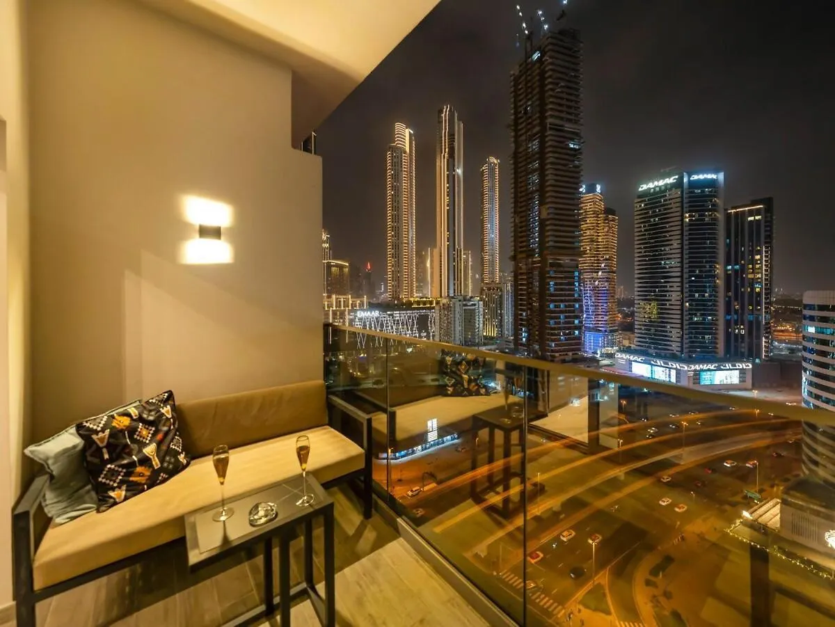 Downtown Panoramic View Apartment Dubai